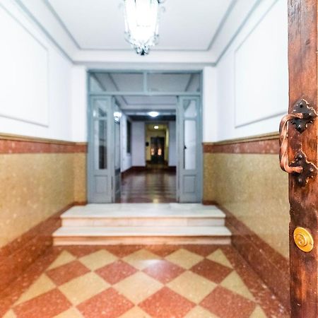 Wekey Homes San Miguel Con Patio, Centro Ciudad غرناطة المظهر الخارجي الصورة