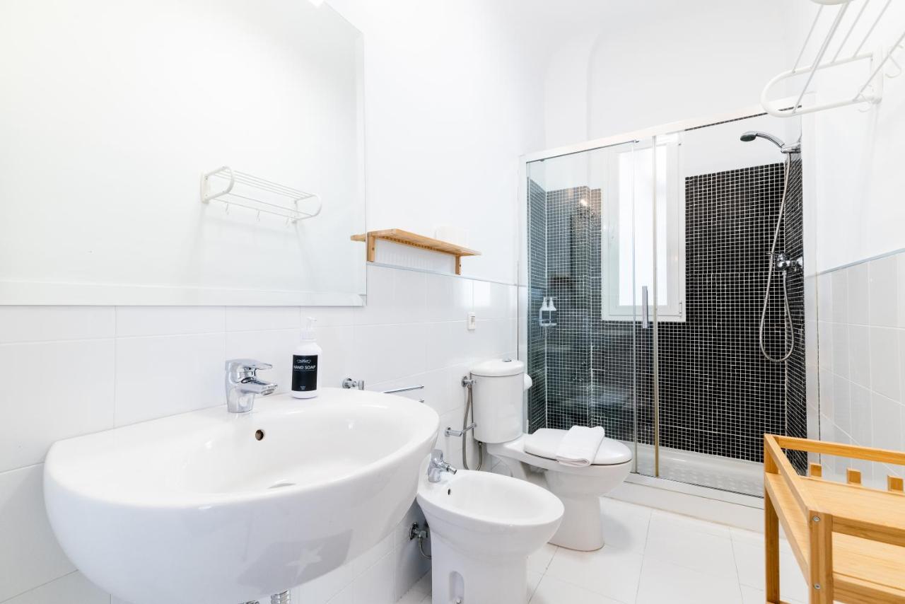 Wekey Homes San Miguel Con Patio, Centro Ciudad غرناطة المظهر الخارجي الصورة